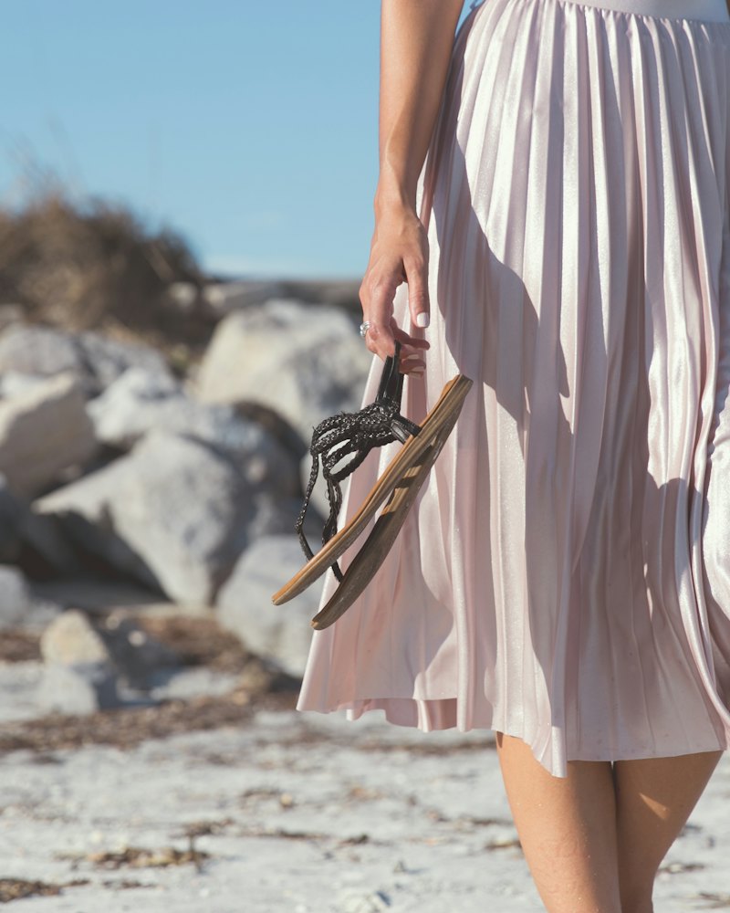 Pleated skirt — Navy (women)